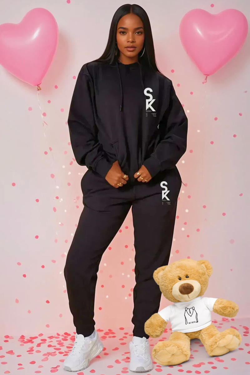 Signature Oversized Sweatsuit sakkstyles.com
