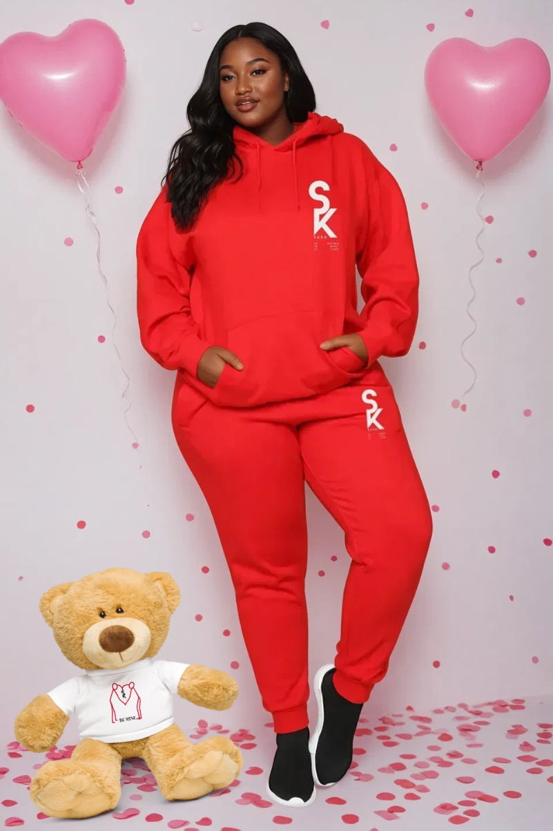 Signature Oversized Sweatsuit sakkstyles.com