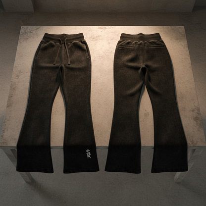 The Form Flare Sweatpant sakkstyles.com