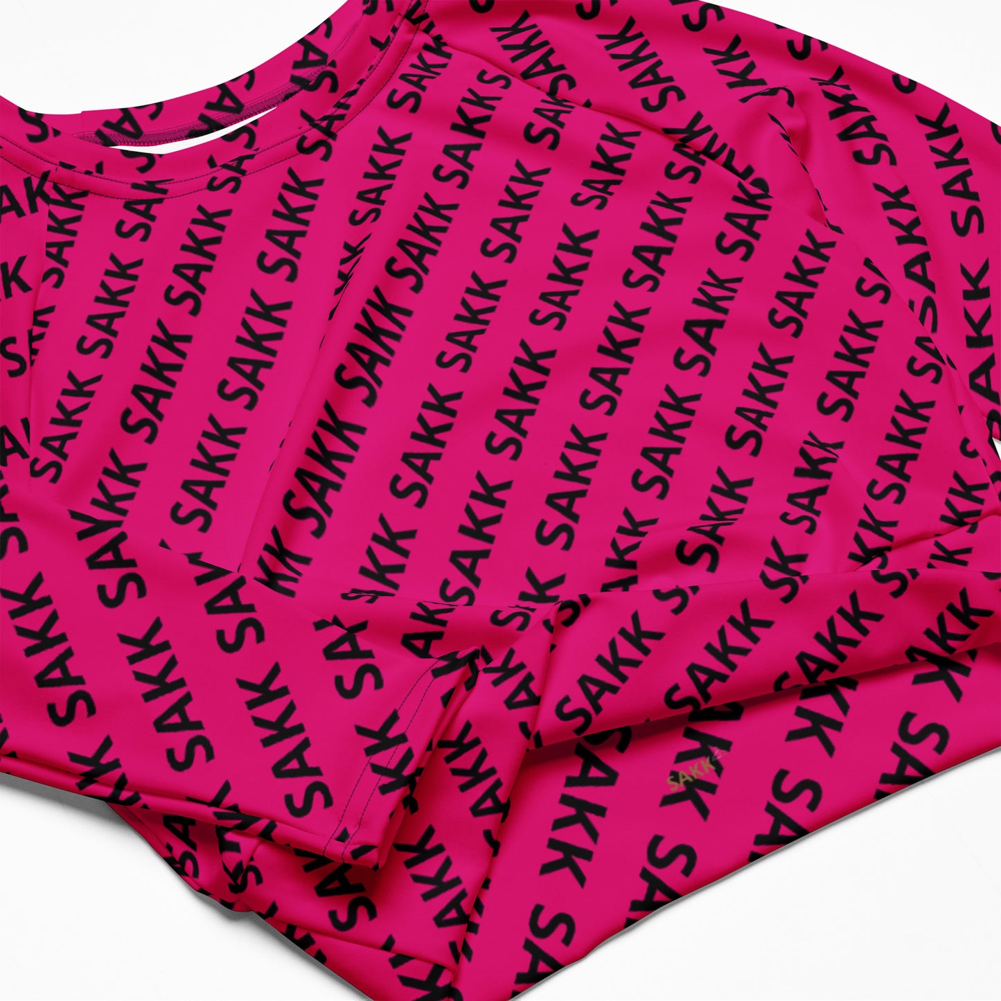 Poppin Pink long-sleeve crop top sakkstyles.com